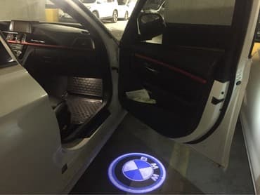 Tuning oprema: LED Logo projektor za vrata BMW E39 LED Logo projektor za vrata - — 7