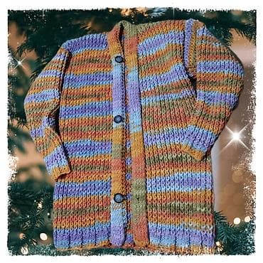 Nov ručno pleteni džemper na kopčanje vel XXL. Obim grudi 106 cm — 8