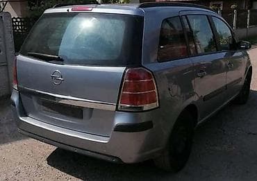 mn cars loznica: OPEL ZAFIRA 1.9 8V - KOMPLETAN AUTO U DELOVIMA | 1.9CDTI 88KW — 2