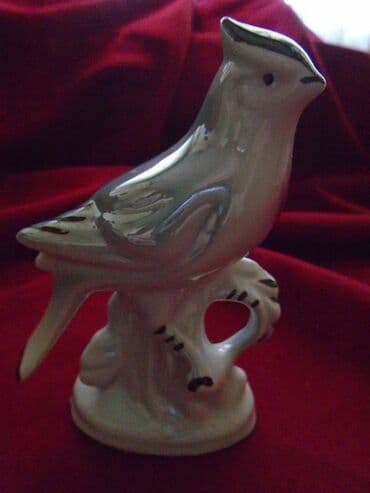 bicikle sa prednjim i zadnjim amortizerima: Prelepa vintage porcelanska figura ptice — 1