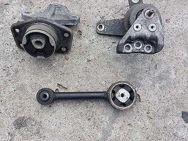 schweizer krovni nosaci: NOSAC MOTORA ZA SMART FORFOUR | Smart forfour nosači motora — 1