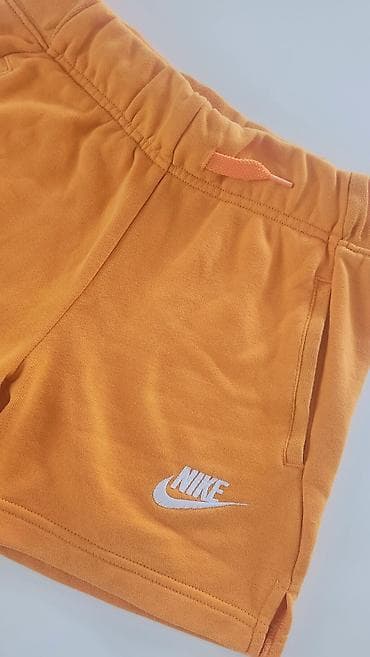 obuca baletanke: Nike šorts za devojcice– narandzasti, vel m decja, 137/146cm - Model — 3