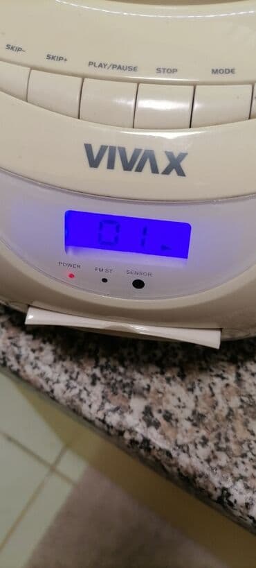 radio ritam srca: Radio veći VIVAX sa ispravnim CD i USB
Lep Radio
 Mirjevo — 3