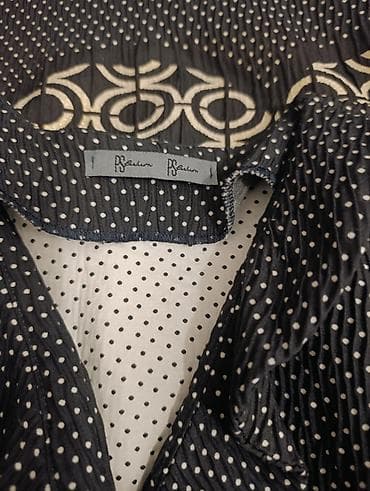 Ženska odeća: Haljina pfsarin (etiketa na slici) – teget-bela, midi dužina, kratki — 3