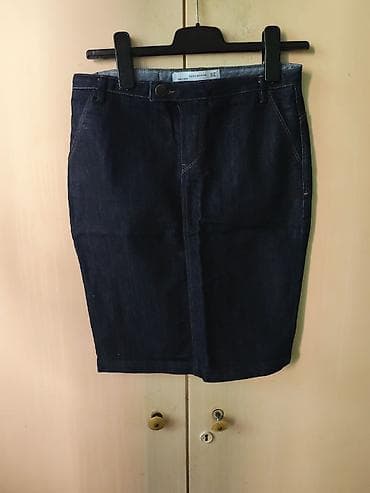 new yorker suknje 2024: ZARA WOMAN teksas suknja - Model: pencil/olovka kroj, dužina iznad — 1