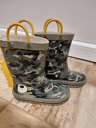 Dečje gumene čizme za kišu – maskirni dezen, sa žutim detaljima -
