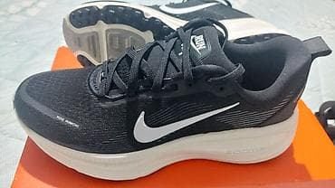 Nike Vomero 18 – muške patike za trčanje-11000din. imaju racun na