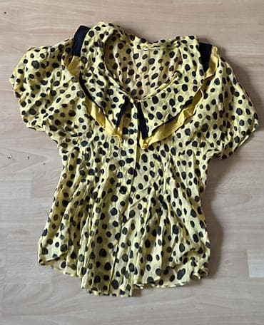 pull and bear torbice: Strukirana prati liniju tela — 1