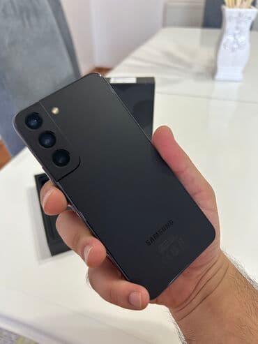 Electronics: Samsung Galaxy S22, 256 GB, color - Black, Dual SIM cards, Face ID, Foldable — 3
