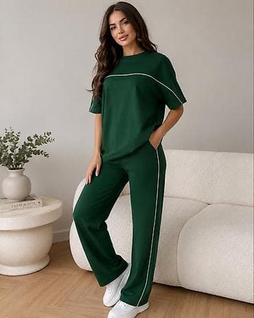 reserved pantalone: Dvodelni ženski komplet – majica + pantalone
2300 din 
S M L — 1