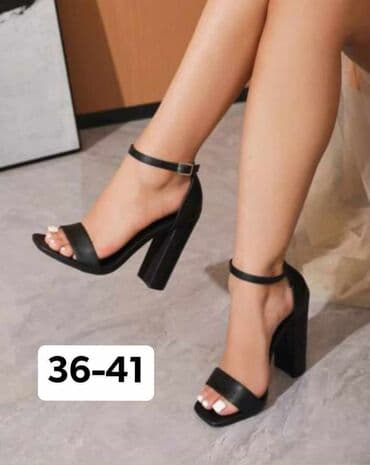 stradivarius sandale 2022: Sandals, Altramarea — 3