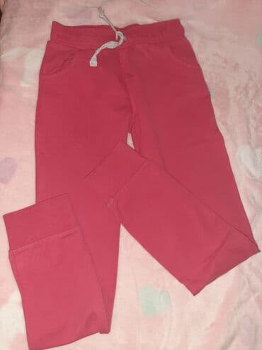 Donji deo trenerke 10