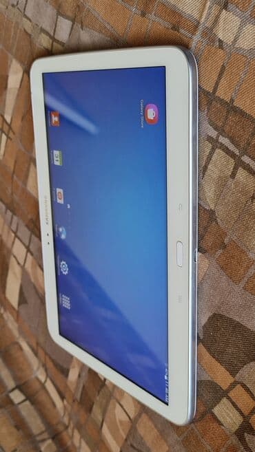 PDA i oprema: Tablet samsung kao nov veliki 10 inca,ispravan saljem slike koga — 6