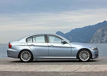 kontejneri polovni: BMW 318 E90 2009. GOD. - KOMPLETAN AUTO U DELOVIMA | Polovni delovi — 4