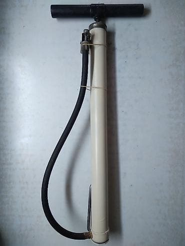 Rucna pumpa za auto ventile 49 cm.polovna,reparirana i