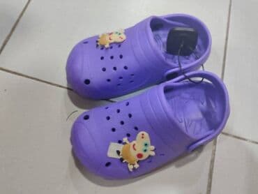 bata obuća: Prelepe decije papuce 
Vel 18-35
1600 din
sd
szd — 5
