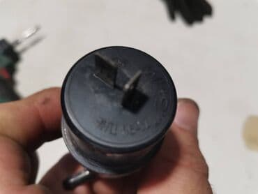 rolo zavesice za auto stakla: Pumpica boce vozackog stakla Lada 21213,21214 Niva, Lada 2107 Riva — 9