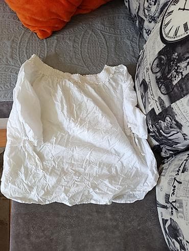 ugg mokasine zenske: Bela ženska bluza na ramena (off-shoulder) sa elastičnom gumom oko — 1