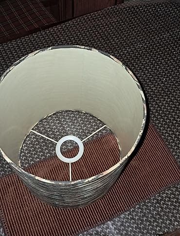 posteljina novi sad: Abažur za stonu lampu. Novo. Dimenzije visina 23prečnik 22 cm — 3