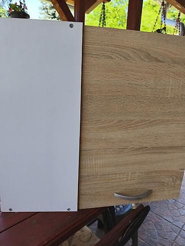 komode sa policama: Kuhinjski viseći element sa dvokrilnim vratima - Materijal: univer — 4