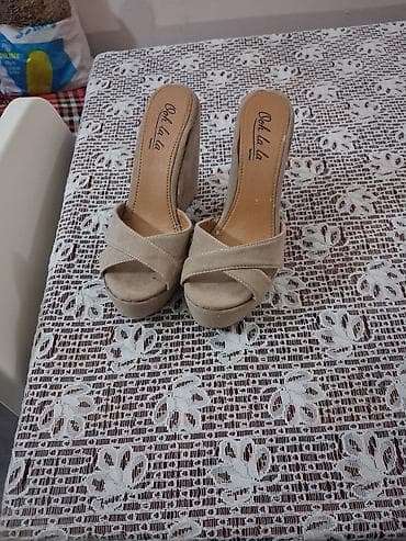 Ženske klompe/sandale na punu petu – Ooh la la Fashion - Model
