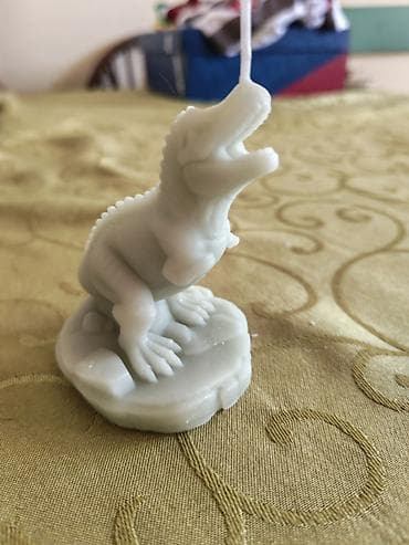 vaza 80 cm: Ukrasna sveća – dinosaurus (T‑Rex) - Ručno livena figurativna sveća u — 2