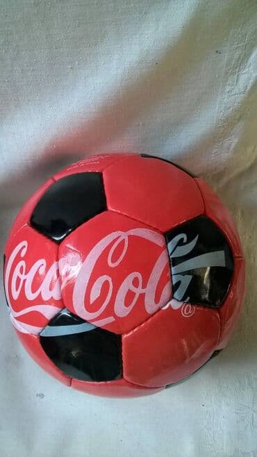 sator za devojcice: Lopta za fudbal Coca Cola br.4 (decija), China,precnik 19,5 cm — 1