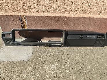 Kancelarijski nameštaj: Instrument tabla Lada 2107 Riva, Lada 2104 Karavan br.1. Polovno — 7