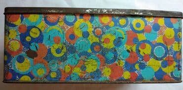mironov bacač diska: Starinska kutija Pretul,Rumunija, dim. 25x16 cm. malo korodirala i — 3