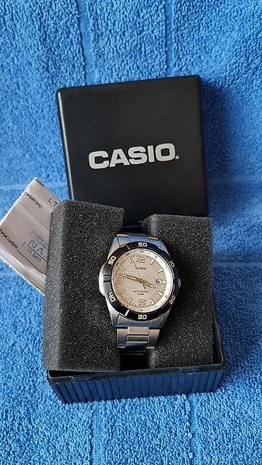 pilotski sat: Casio muški analogni ručni sat - Model iz serije Casual/Sports sa — 3