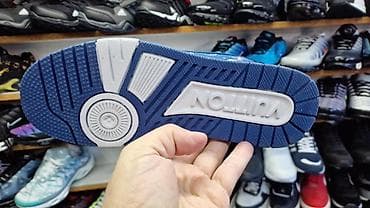 goroteks patike: LV
 od 36 do 46 
7500 din — 3