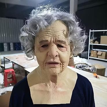 Kupaći kostimi: Ultra-realistična maska starije gospođe – celoglava, sa ramenim — 1