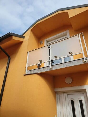 jeftine kuce novi knezevac: 250 sq. m, 6 bedroom — 13