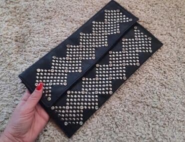 Torbe: Elegantna torbica, Bershka, Materijal: Veštačka koža, Polyurethane — 1