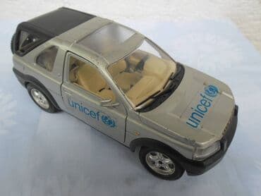 range rover igracka: Burago Land Rover Freelander, 1 /24, srebrni Unicef. Bez z.stakla,svih — 1