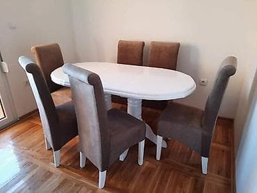 Baluster rogovi Dimenzije 40 Cena 150evra stolice povijeni naslon