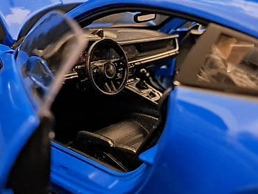 hot wheels t rex: PORSCHE 911 (992) GT3 1:18 "Maisto" NOVO! Model PORSCHE 911 (992) — 5