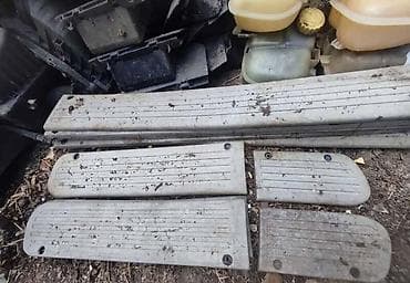 ballast xenon laguna 2: LAJSNE NA VRATIMA ZA RENAULT R 4 | renault 4 lajsne  vece 2000 din — 2