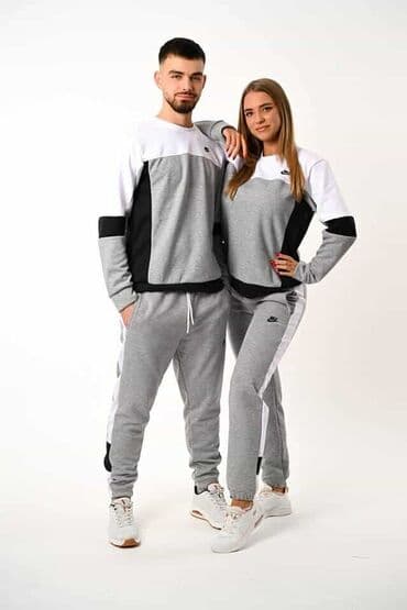 nike tech fleece komplet srbija: Unisex komplet trenerka, idealna za svakodnevno nošenje i sportske — 1