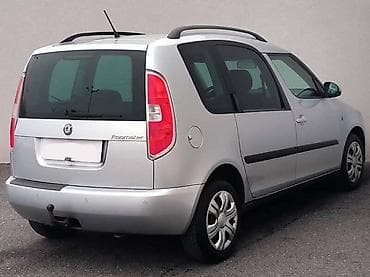 putnički kombi 8 1 prodaja: ŠKODA ROOMSTER 1.6TDI - KOMPLETAN AUTO U DELOVIMA | Kompletan auto — 2