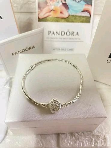 pandora me narukvica: Pandora narukvica Vel:21cm Cena:2200din (Samo narukvica bez — 3