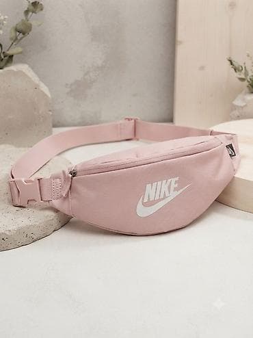 Sport i hobi: Nike sportska torbica za struk (belt bag/fanny pack) – svetloružičasta — 1