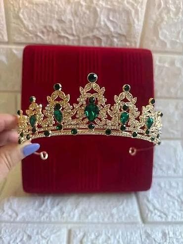 krema za kosu dm: Krune 👑👑👑
Cena 2100 din
💋 — 2