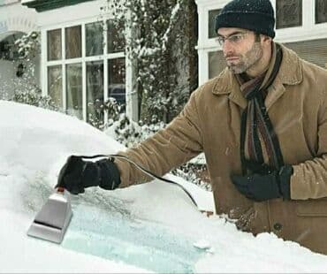 Električni aparat za skidanje leda Cena 1600 din Odlicana stvarcica u na lalafo.rs Električni aparat za skidanje leda Cena 1600 din Odlicana stvarcica u