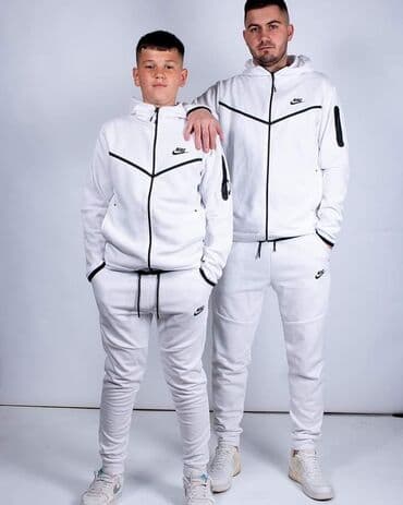 deciji tech fleece: Decije Trenerke NIKE TECH FLEECE Brojevi 10 12 14 Cena 4200 dinara — 5