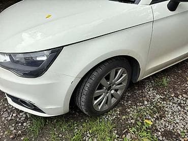 sat za auto: DESNO KRILO ZA AUDI A1 OD 2010. DO 2014. GOD — 2