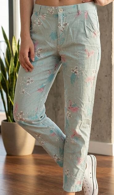 pepco pantalone: Ženske pantalone sa cvetnim printom - Model: ravne nogavice, srednji — 1