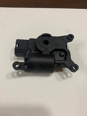 katanac za kacigu: MOTOR KLAPNE GREJANJA ZA VOLKSWAGEN GOLF 7 - 5Q0907511A | Motor — 3