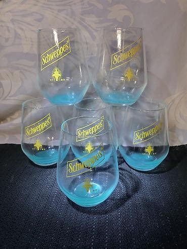 case za crveno vino: Case nove Schweppes. Nove case,sve na njima odsjaj 9d svetla. Komada — 1