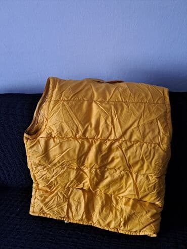 esprit kaput: Žuti pufnast prsluk MONT - Model: topli, prošiveni prsluk bez rukava — 4